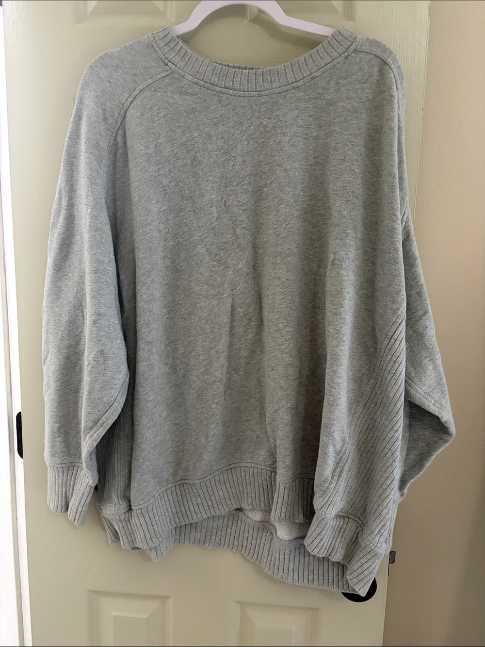 aerie Light Gray Crewneck Sweater